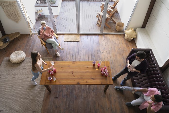 laminate flooring vs engineered hardwood